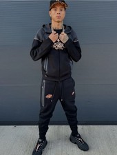 TUTA INTERA CENTRAL CEE X NIKE