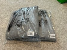 SYNA WORLD OG TUTA -